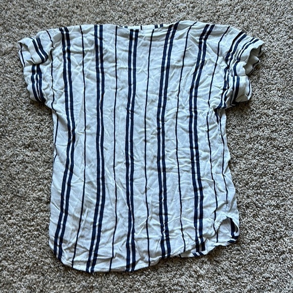 H&M Blouse - Picture 4 of 4